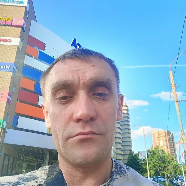 При Знакомстве